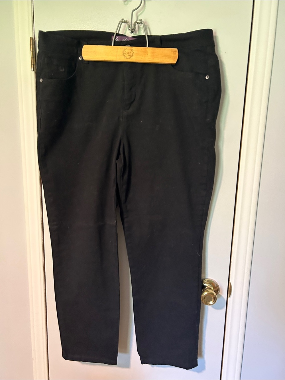 Gloria Vanderbilt Black Straight Leg Women's Jeans